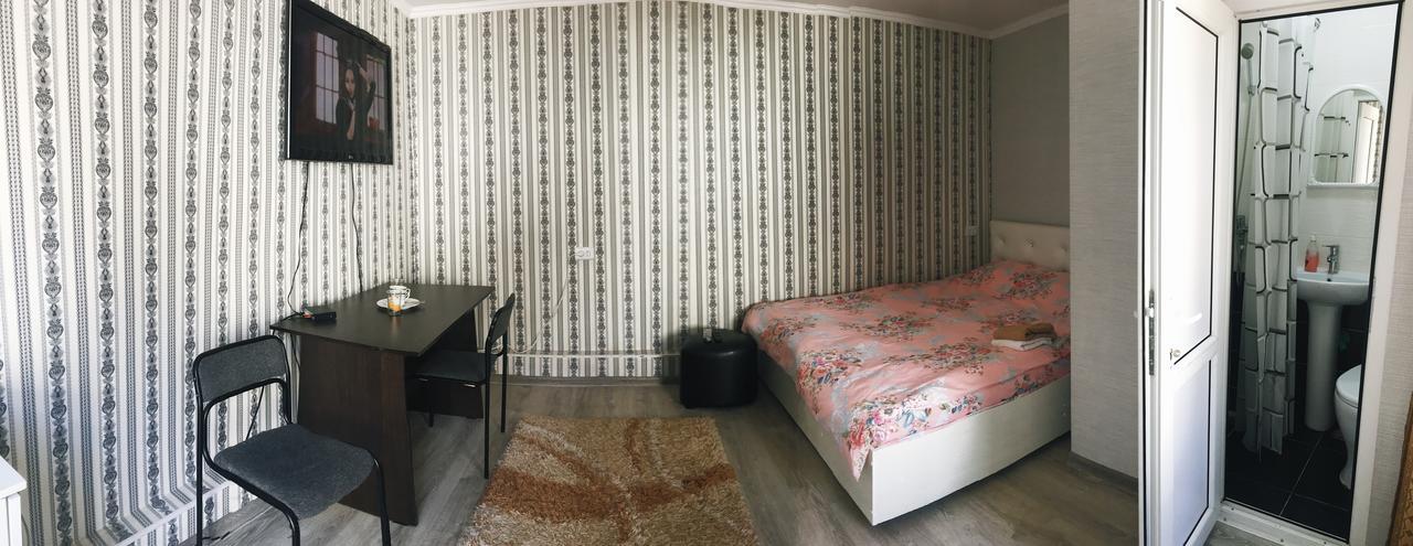 Holiday Hostel House Biškek Exteriér fotografie